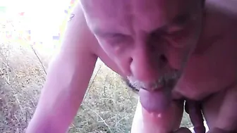 Phil parte dos: mamada al aire libre ...