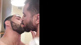 Davidc fode um jovem flexível em sessão anal amadora