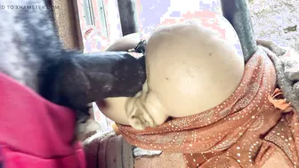 Twink desi recibe anal profundo de una gran polla negra
