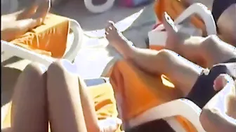 业余爸爸在泳池边吮吸大鸡巴