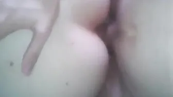 Jeune amateur baisé sans capote par son pote
