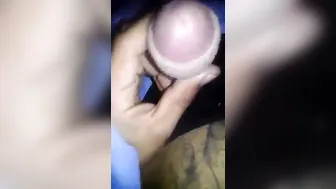 Amateur gay handjob in a quick solo'p...