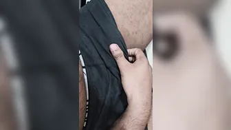 استمناء منفرد لشاب مثلي وقذف عن قرب