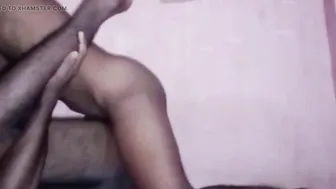 Desi-teen-twink wird im hostel vom mitbewohner mit großem schwanz b...