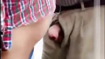 Papá y twink follan a pelo al aire libre