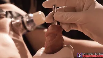 ट्विंक एक्सेल की चिकनी गांड को हैंडसम मास्टर रॉन ज़ोर-ज़ोर से फिस्ट...