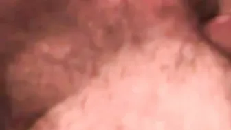 Follada amateur a pelo en culo peludo