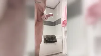Chubby british amateur solo masturbation and cumshot