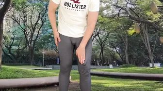 Twink se masturba una polla monstruosa hasta una gran corrida sin m...