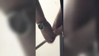 ट्विंक खिलौनों और ब्लोजॉब के साथ मुँह की ट्रेनिंग लेता है