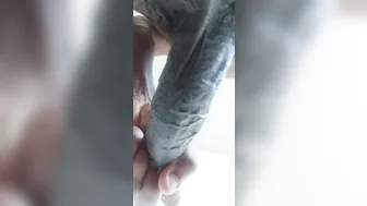 Gran polla negra se masturba solo y se corre
