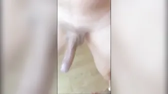 Joven entrena a su amigo en cbt y juego de bolas por primera vez
