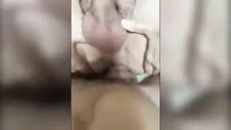 Papai fode sem camisinha e goza dentro de um jovem twink latino