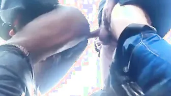 Twinks amadores fazem sexo anal cru sem camisinha na floresta