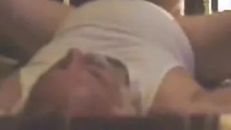 Papá amateur da una mamada a pelo