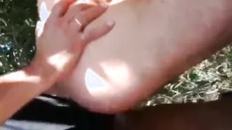 大鸡巴成熟爸爸享受户外肛交和口交
