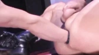 Twink ethan daddy adam को hard anal fuck से पहले sucks