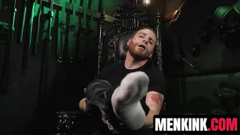 Adoração de pés solo de sebastian keys com músculo e bdsm