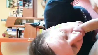 Papá deja que su nuevo hijo se folle su culo