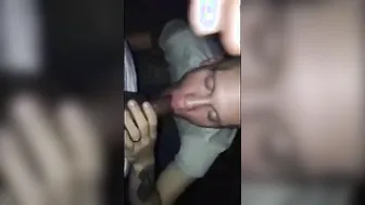 男同跨种族口交颜射