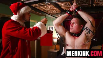 Christian wilde domina a baxxx atado en un gangbang navideño brutal