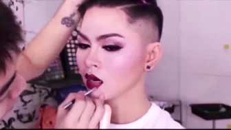 Twink asiático flaco travesti en show vintage de princesa emo por w...