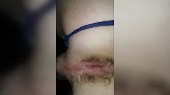 Travesti flaco en tanga rosa follado a pelo por bbc