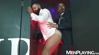 Gostoso barbudo dani robles monta alexandro cabrera sem camisinha d...