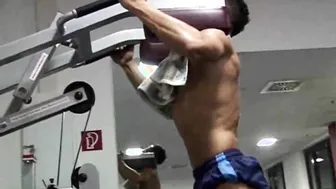 Muscular tommy gets a handjob after his workout