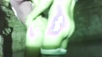 业余 twinks 在山洞里无套肛交