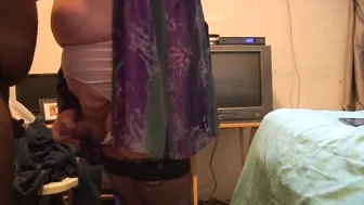 伪娘tammy操逼后乳 play 自慰
