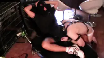 Sessão de sexo bdsm gay amador em hd