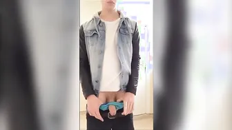 Twink sagging and jacking off until he cums in college dorm