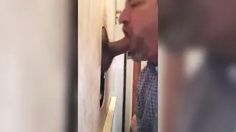 جلسة مص ومصاصة هواة مثليين