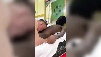 Maycon fode sem camisinha um cara brasileiro das ruas de forma brutal
