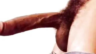 Amateurs negros musculosos muestran sus enormes pollas