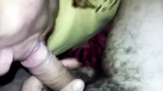 Los mejores amigos chupan y lamen el ano en un polvo amateur duro