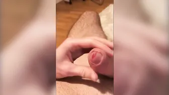 Twink alemão se masturba e geme antes de gozar