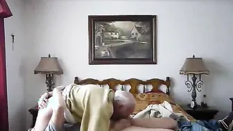 Amateur-daddy in einer 69er-blowjob-session