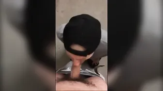 公共场所的年轻男同业余口交