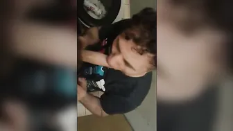 Andy gives another amateur blowjob to a hung guy