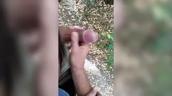 Paja amateur al aire libre en parque público