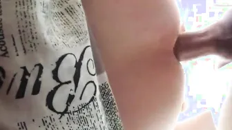 Jovencito amateur recibe una paliza anal a pelo de un tío musculoso...