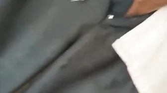 Papai asiático maduro tem o pau chupado por um jovem twink
