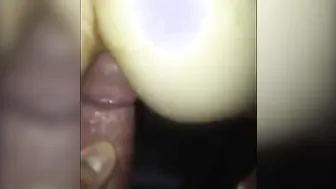 肌肉男趁女友不在时无套干她弟弟