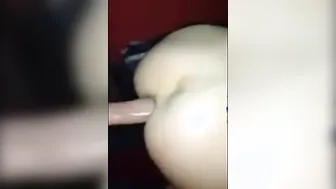 एमेच्योर ट्विंक बेयरबैक कठोर और गहरा चुदता है
