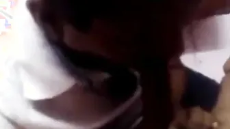 Indische amateur-gothic gibt einen blowjob