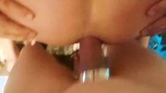 Amateur pasivo recibe una dura paliza anal bareback de un activo bi...