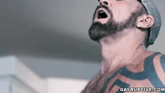 Coach dallas y el jugador ty en anal hardcore interracial