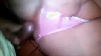 Amateur-twink-bareback-fick mit cumshot-finish